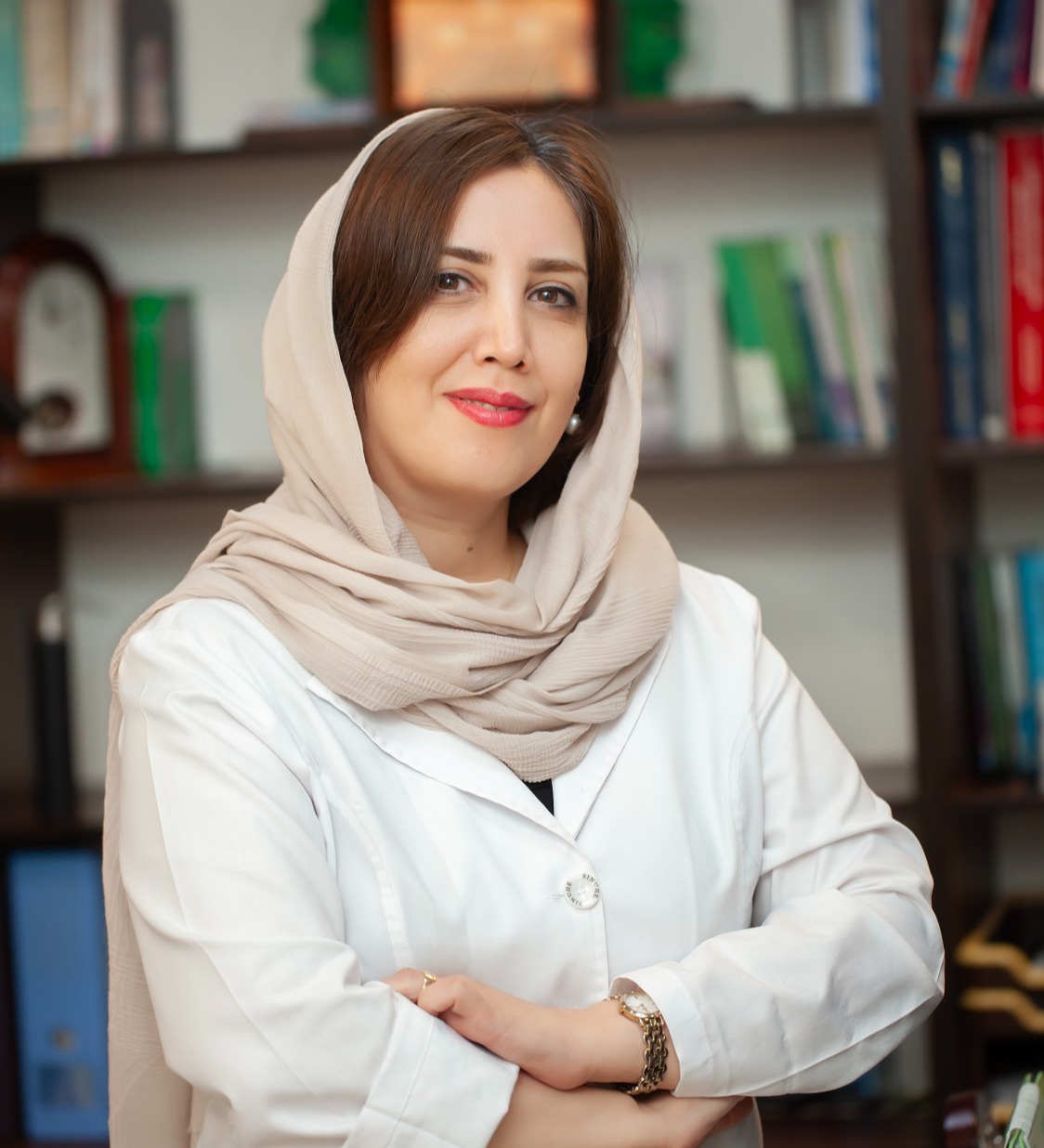 دکتر معصومه اخوان آذری